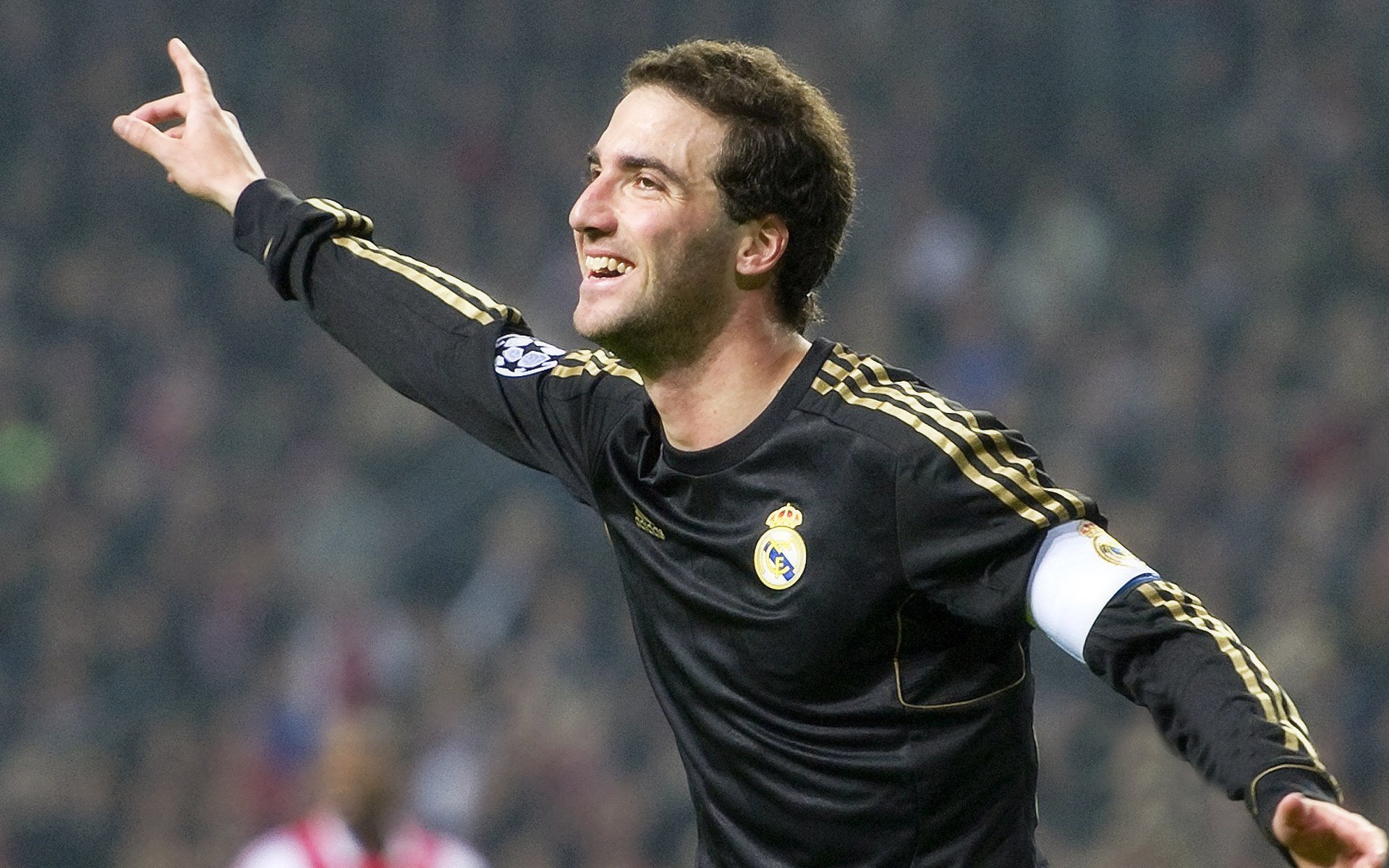 欧冠淘汰赛之夜，切特冠军级表现