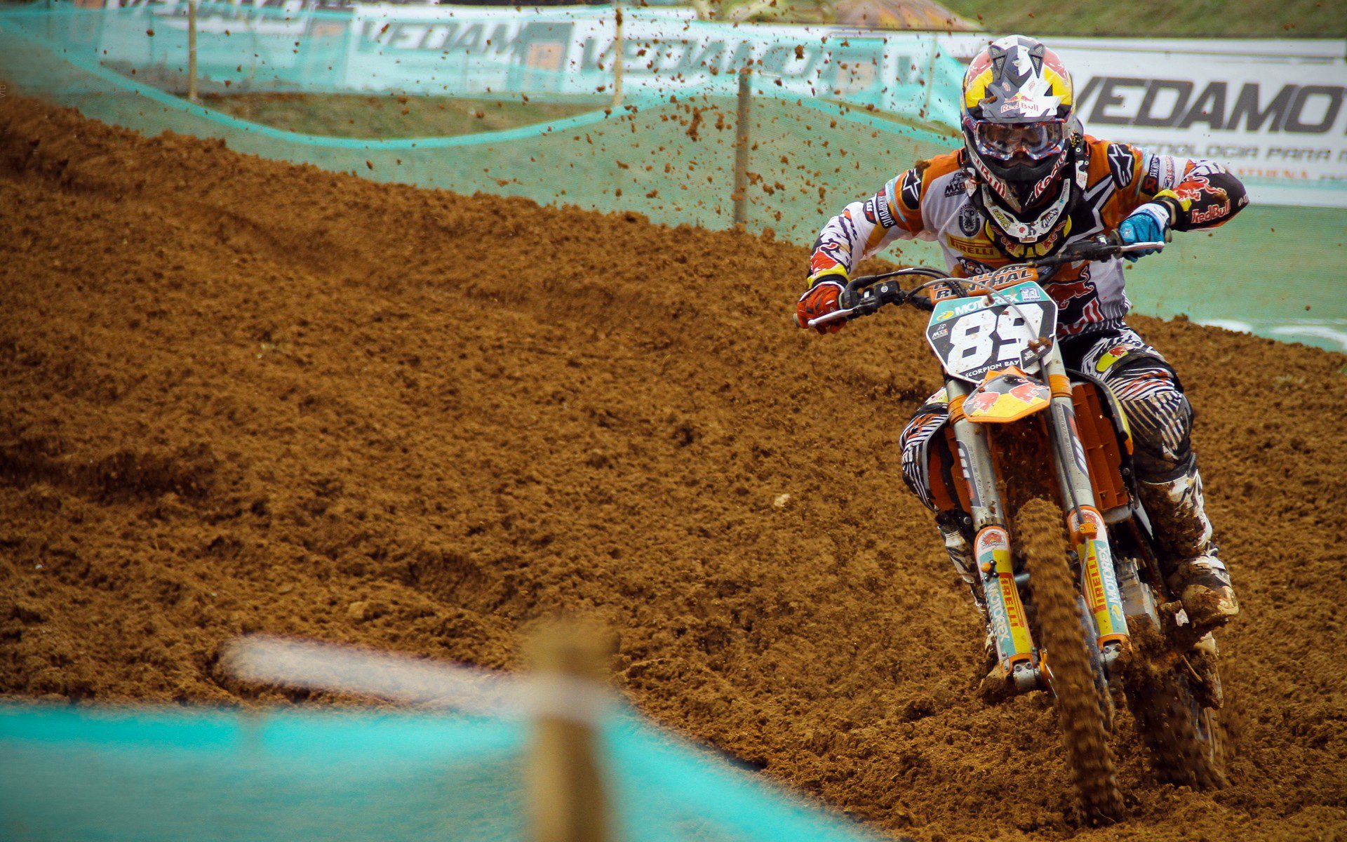 开云体育在线-武切维奇末节狂飙20分，活塞窒息防守险胜爵士