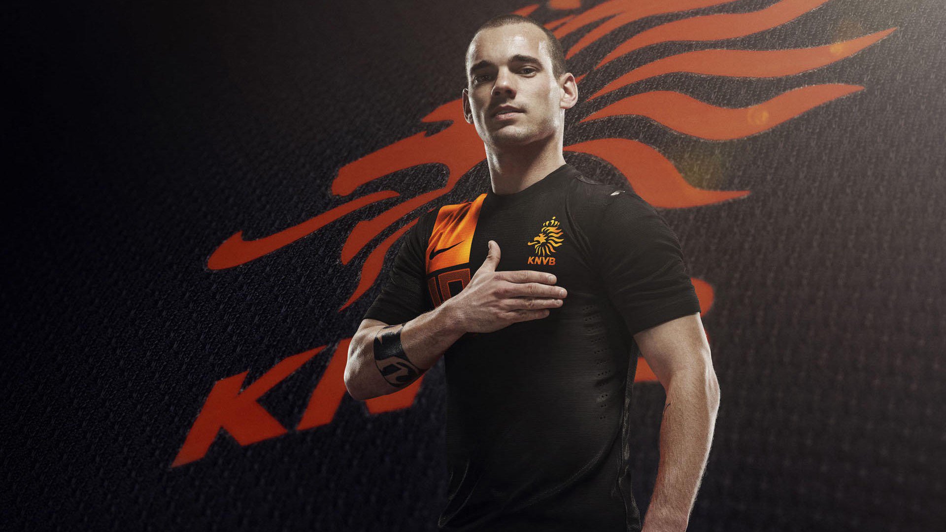 赛道之外，浓眉时刻，当篮球巨星照亮F1争冠之夜